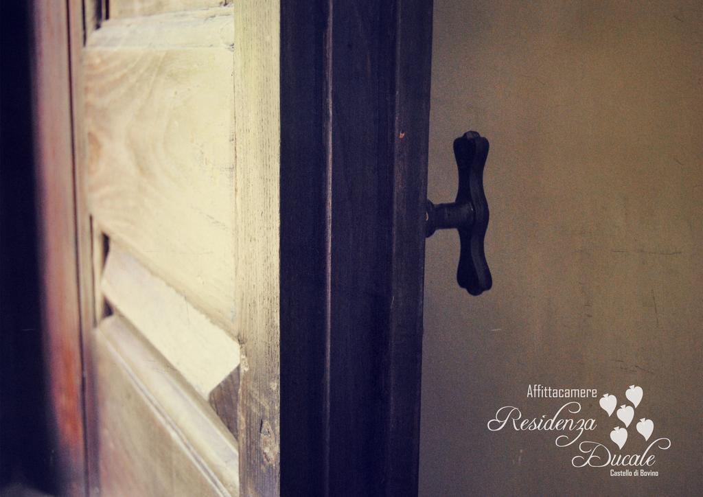 ホテル Residenza Ducale Bovino エクステリア 写真