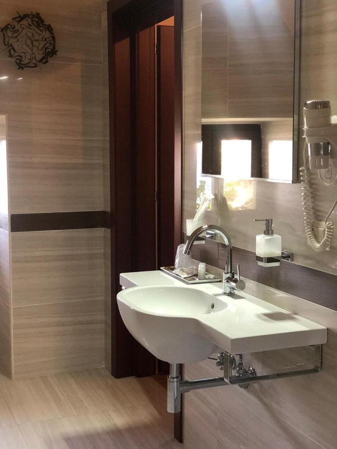 ホテル Residenza Ducale Bovino エクステリア 写真