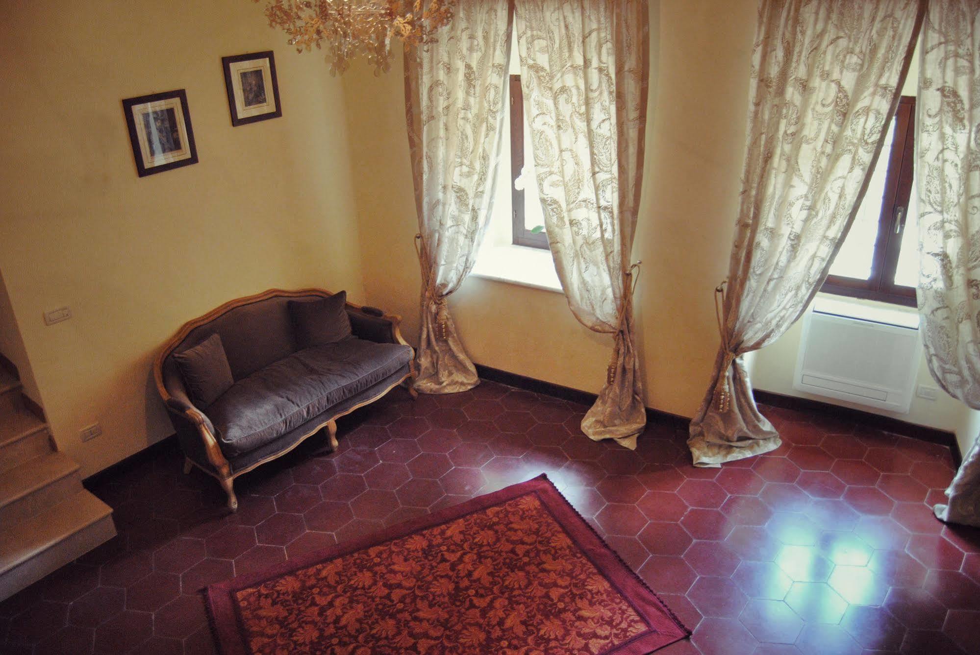 ホテル Residenza Ducale Bovino エクステリア 写真